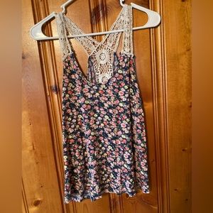 Size Small Tag cut out Women’s summer top